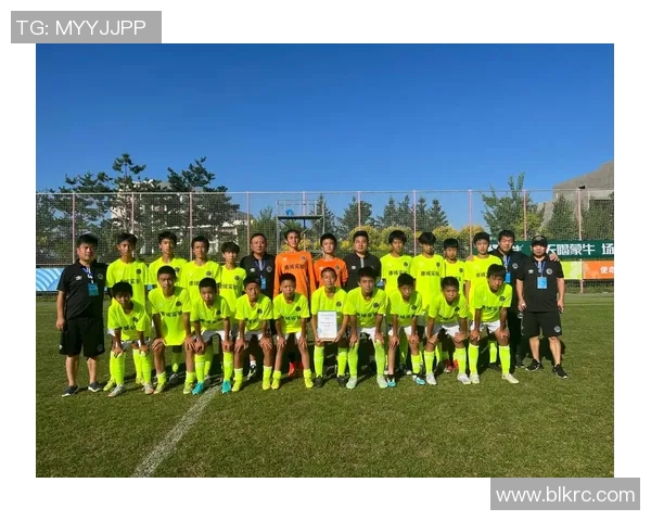 上海足球队在足球配合排行榜中荣获第五名引发热议 上海足球队在足球配合排行榜中荣获第五名引发热议