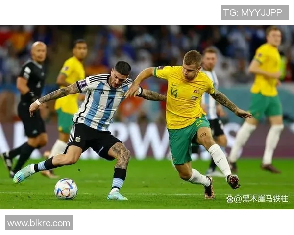 上海羽毛球队在世界杯赛场上的速度与技巧完美结合的精彩表现分析