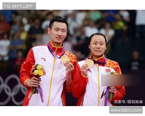 广州羽毛球队与重庆羽毛球队赛后战术分析与复盘探讨 广州羽毛球队与重庆羽毛球队赛后战术分析与复盘探讨