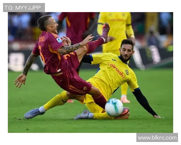 足球对话：探讨赛场上的激情与策略交锋